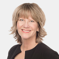 Carol Poulsen headshot