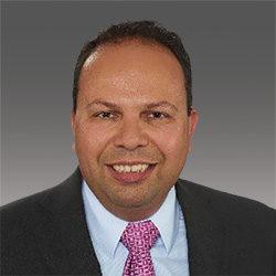 Dan Pikelny headshot