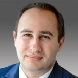 Mikhael Felker headshot