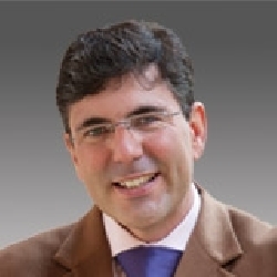 Rodrigo Loureiro headshot