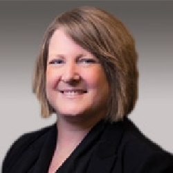 Tracy Dallaire headshot