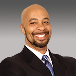 Scott Vowels headshot